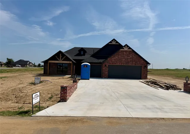 Photo 1 of Single family home for sale at 5688 E 137th Street N, Collinsville, OK 74021 | MLS# 2627380 | Listing updated on 2026-09-14