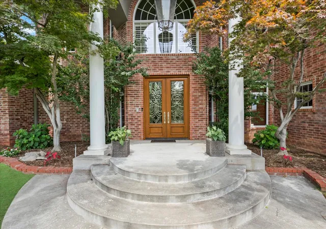 Photo 2 of Mansion for sale at 4937 E 92nd Street, Tulsa, OK 74137 | MLS# 2627229 | Listing updated on 2026-09-02