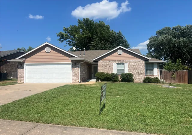 Photo 1 of Sale Pending at 8913 N 123rd Eastavenue, Owasso, OK 74055 | MLS# 2627429 | Listing updated on 2026-09-08