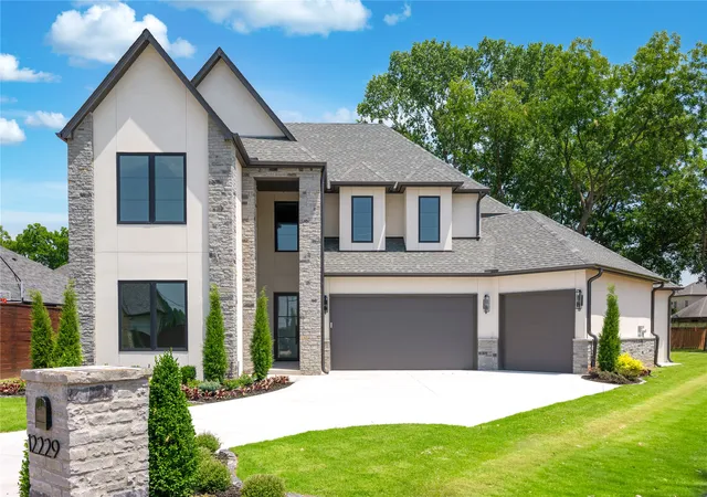 Photo 1 of Single family home for sale at 12229 S 65th Place E, Bixby, OK 74008 | MLS# 2627070 | Listing updated on 2026-10-06