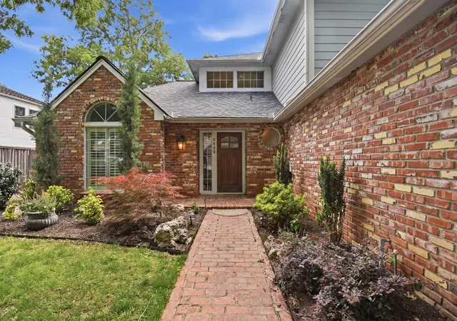 Photo 3 of Sale Pending at 3436 E 86th Street, Tulsa, OK 74137 | MLS# 2627453 | Listing updated on 2026-09-11