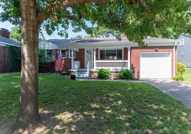 Photo 1 of Single family home for sale at 554 S Sandusky Ave, Tulsa, OK 74112 | MLS# 2627450 | Listing updated on 2026-09-03