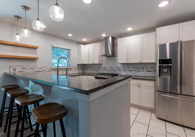 Photo 2 of Single family home for sale at 2517 W Kingsport St, Broken Arrow, OK 74011 | MLS# 2627461 | Listing updated on 2026-10-22