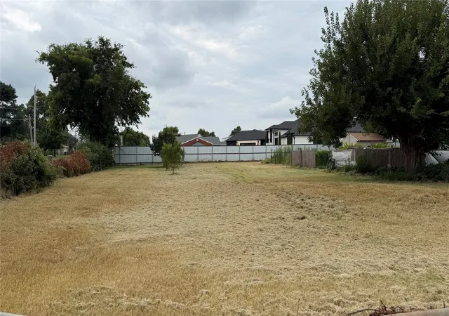 Photo 3 of Sale Pending at 12948 E 14th Street, Tulsa, OK 74108 | MLS# 2627481 | Listing updated on 2026-09-11