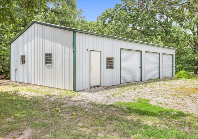 Photo 3 of Sale Pending at 157 Acorn Ln, Eucha, OK 74342 | MLS# 2624086 | Listing updated on 2026-09-26