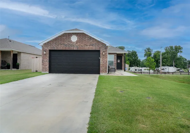 Photo 3 of Single family home for sale at 20779 Mckellop Dr, Kellyville, OK 74039 | MLS# 2627478 | Listing updated on 2026-09-28