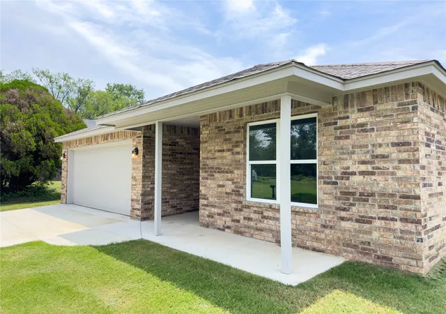 Photo 3 of Sale Pending at 11104 E 138th Place N, Collinsville, OK 74021 | MLS# 2627569 | Listing updated on 2026-09-08