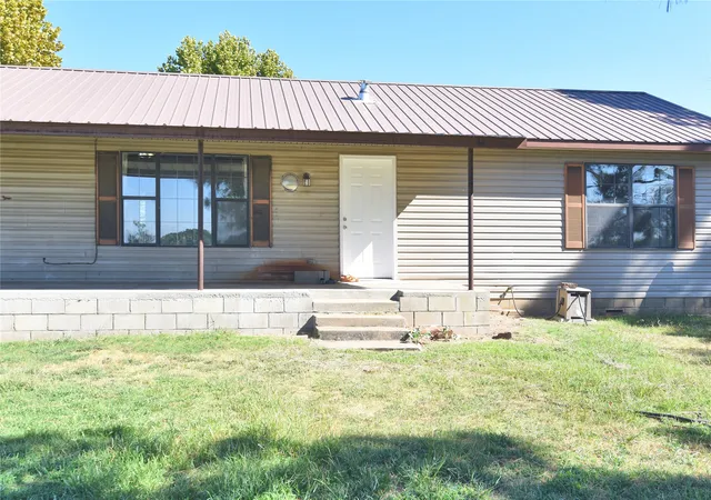 Photo 3 of Single family home for sale at 32685 W 301st Street S, Bristow, OK 74010 | MLS# 2627573 | Listing updated on 2026-09-04