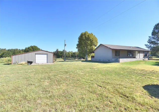 Photo 3 of Single family home for sale at 32685 W 301st Street S, Bristow, OK 74010 | MLS# 2627573 | Listing updated on 2026-09-04