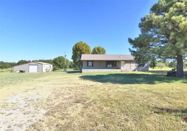 Photo 4 of Single family home for sale at 32685 W 301st Street S, Bristow, OK 74010 | MLS# 2627573 | Listing updated on 2026-09-04