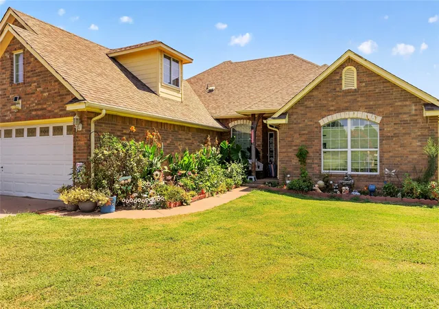 Photo 2 of Single family home for sale at 8851 78th Street, Noble, OK 73068 | MLS# 2627603 | Listing updated on 2026-09-18