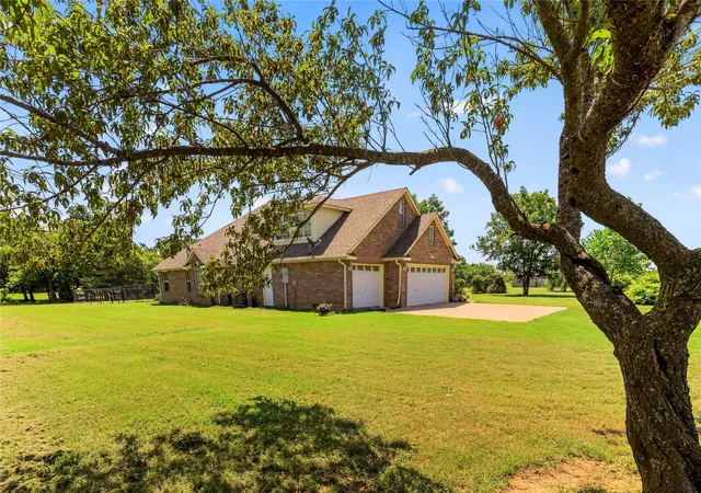 Photo 3 of Single family home for sale at 8851 78th Street, Noble, OK 73068 | MLS# 2627603 | Listing updated on 2026-09-18
