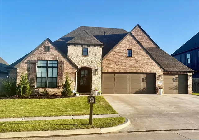 Photo 3 of Single family home for sale at 630 E 149th Street S, Glenpool, OK 74033 | MLS# 2627709 | Listing updated on 2026-09-06