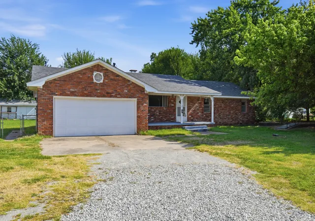 Photo 1 of Single family home for sale at 7711 E 131st Street, Bixby, OK 74008 | MLS# 2627748 | Listing updated on 2026-09-08