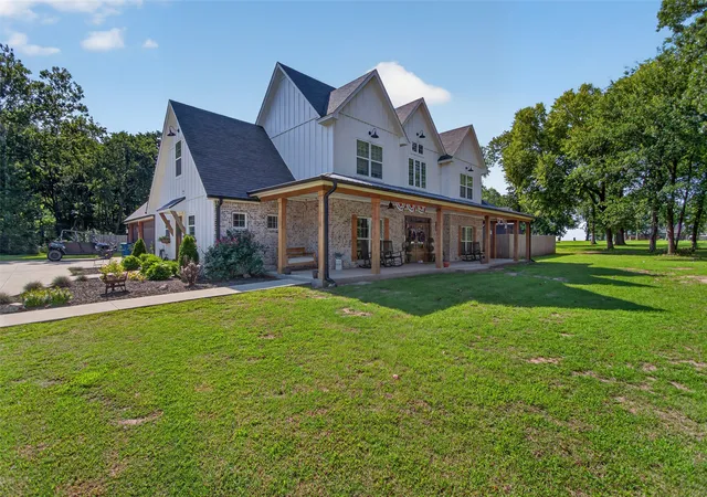 Photo 1 of Single family home for sale at 900 N 4389 Lane, Pryor, OK 74361 | MLS# 2627613 | Listing updated on 2026-09-15