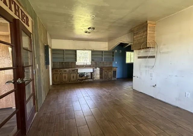 Photo 3 of Single family home for sale at 17452 E Us Hwy 270, Hartshorne, OK 74547 | MLS# 2627710 | Listing updated on 2026-09-21