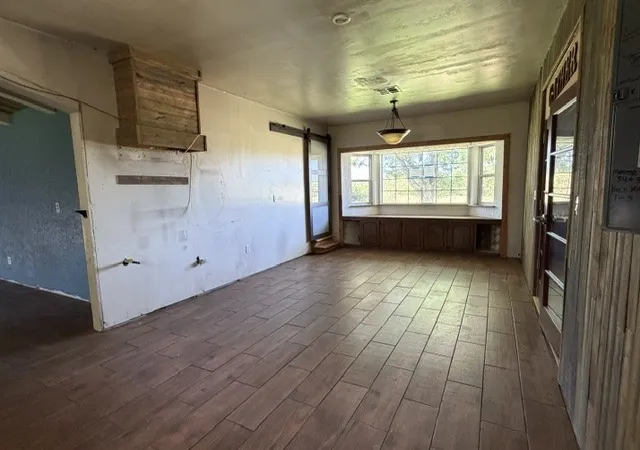 Photo 3 of Single family home for sale at 17452 E US Hwy 270, Hartshorne, OK 74547 | MLS# 2627710 | Listing updated on 2026-09-21