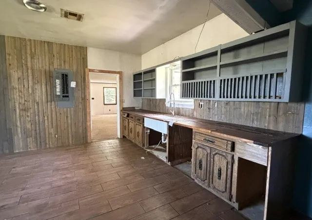 Photo 4 of Single family home for sale at 17452 E US Hwy 270, Hartshorne, OK 74547 | MLS# 2627710 | Listing updated on 2026-09-21