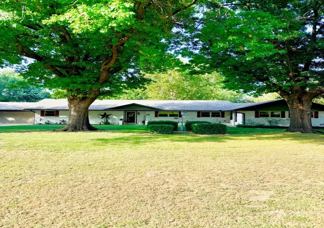 Photo 1 of Single family home for sale at 3601 N Lincoln St, Enid, OK 73703 | MLS# 2627775 | Listing updated on 2026-09-10