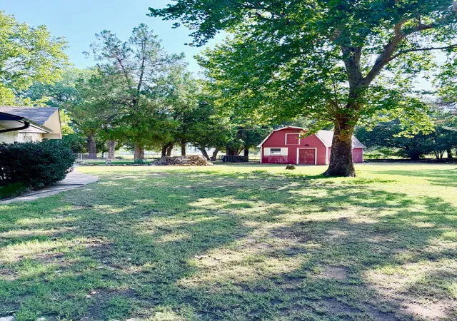 Photo 2 of Single family home for sale at 3601 N Lincoln St, Enid, OK 73703 | MLS# 2627775 | Listing updated on 2026-09-10