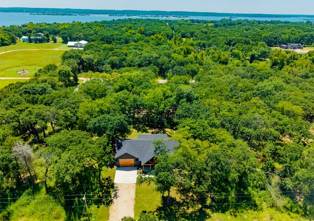 Photo 3 of Single family home for sale at 11659 Xavri Ln, Kingston, OK 73439 | MLS# 2627864 | Listing updated on 2026-09-08