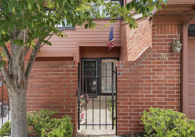 Photo 3 of Townhouse for sale at 36 Woodward Blvd #200-17, Tulsa, OK 74114 | MLS# 2627638 | Listing updated on 2026-09-14