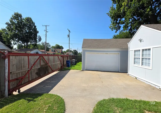 Photo 3 of Single family home for sale at 2446 E 3rd Street, Tulsa, OK 74104 | MLS# 2627921 | Listing updated on 2026-09-02