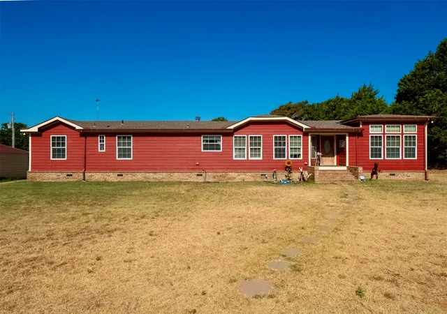 Photo 1 of Manufactured home for sale at 5001 Manuel, Kingston, OK 73439 | MLS# 2627927 | Listing updated on 2026-09-07