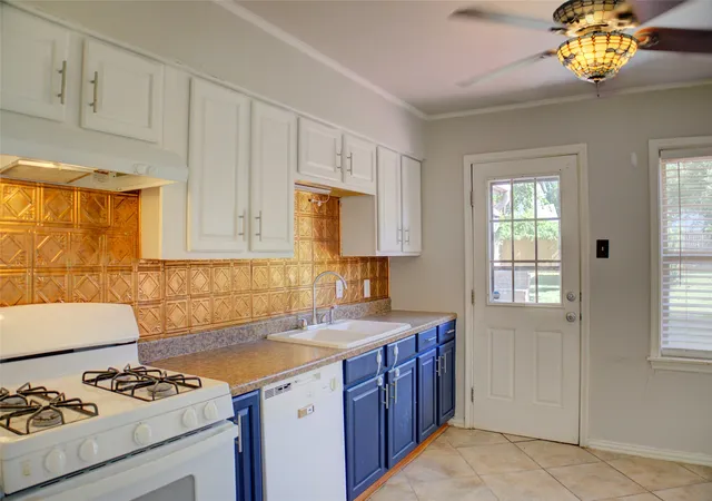 Photo 3 of Single family home for sale at 4221 E 25th Place, Tulsa, OK 74114 | MLS# 2627908 | Listing updated on 2026-09-03