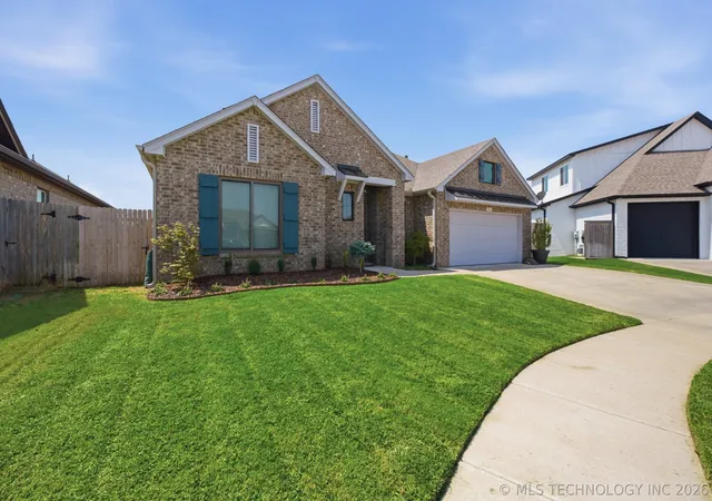 Photo 2 of Single family home for sale at 7410 E 127th Court S, Bixby, OK 74008 | MLS# 2627777 | Listing updated on 2026-09-07