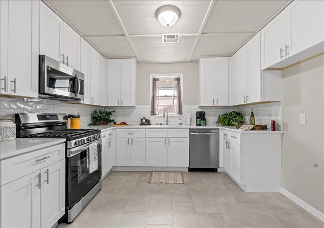 Photo 2 of Sale Pending at 9178 E Marshall Pl N, Tulsa, OK 74115 | MLS# 2627191 | Listing updated on 2026-09-08
