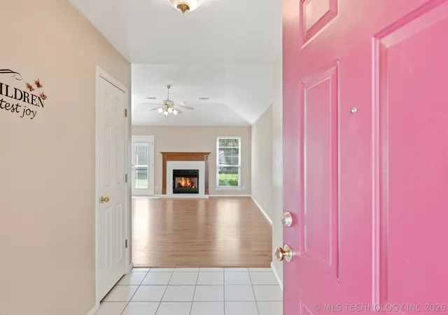Photo 4 of Sale Pending at 5309 S Narcissus Ave, Broken Arrow, OK 74011 | MLS# 2627065 | Listing updated on 2026-09-02