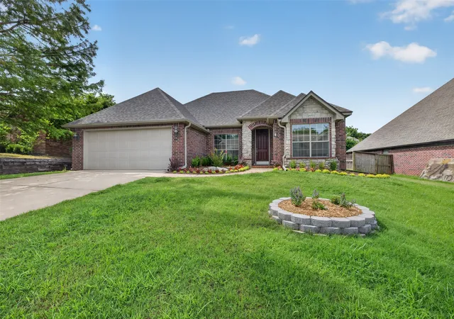 Photo 2 of Sale Pending at 4526 E 141st Place S, Bixby, OK 74008 | MLS# 2627825 | Listing updated on 2026-09-08