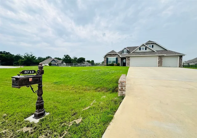 Photo 3 of Single family home for sale at 8713 N 63rd East Ave, Owasso, OK 74055 | MLS# 2627929 | Listing updated on 2026-09-11