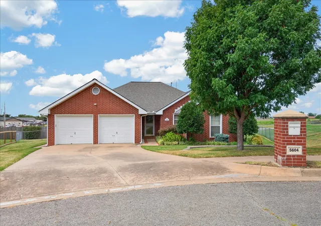 Photo 2 of Sale Pending at 5604 Steeper Dr, Bartlesville, OK 74006 | MLS# 2627851 | Listing updated on 2026-09-04