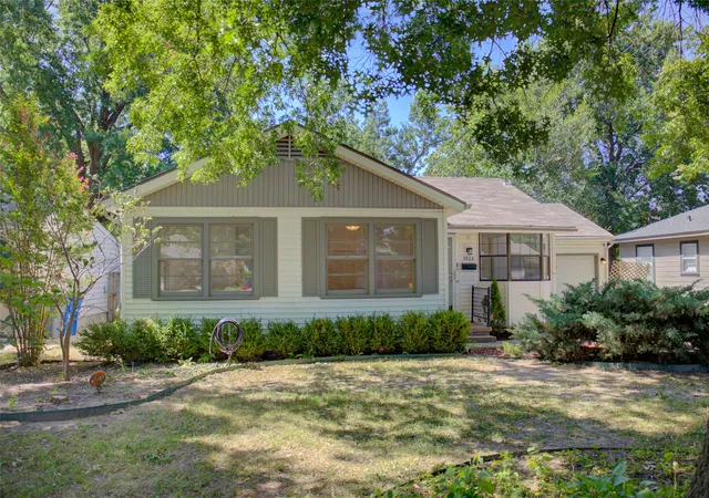 Photo 1 of Single family home for sale at 3922 E 34th Street, Tulsa, OK 74135 | MLS# 2627989 | Listing updated on 2026-09-14