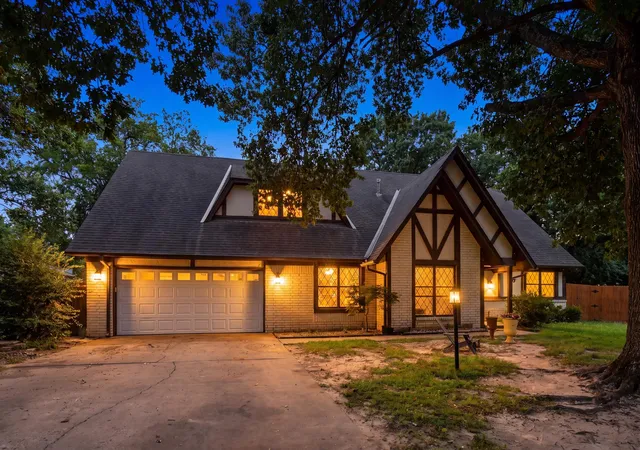 Photo 2 of Single family home for sale at 5008 E 97th Place, Tulsa, OK 74137 | MLS# 2628037 | Listing updated on 2026-09-03