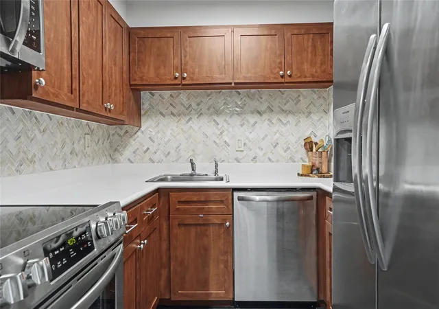 Photo 4 of Condo for sale at 1502 S Boulder Ave #12D, Tulsa, OK 74119 | MLS# 2628062 | Listing updated on 2026-08-31