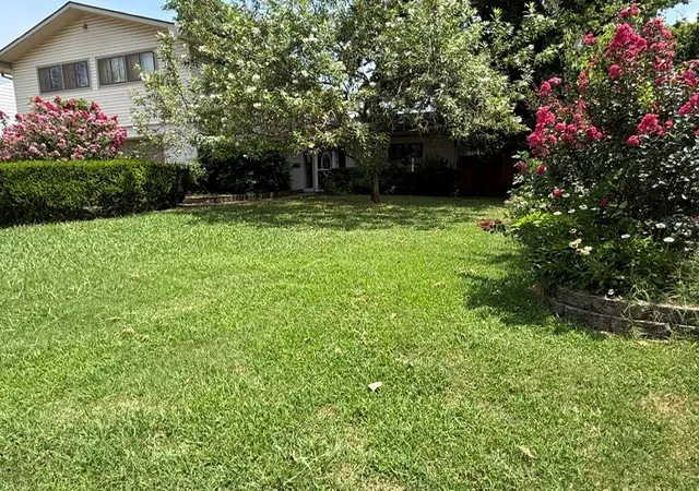 Photo 2 of Sale Pending at 3805 S Canton Ave, Tulsa, OK 74135 | MLS# 2627991 | Listing updated on 2026-09-11