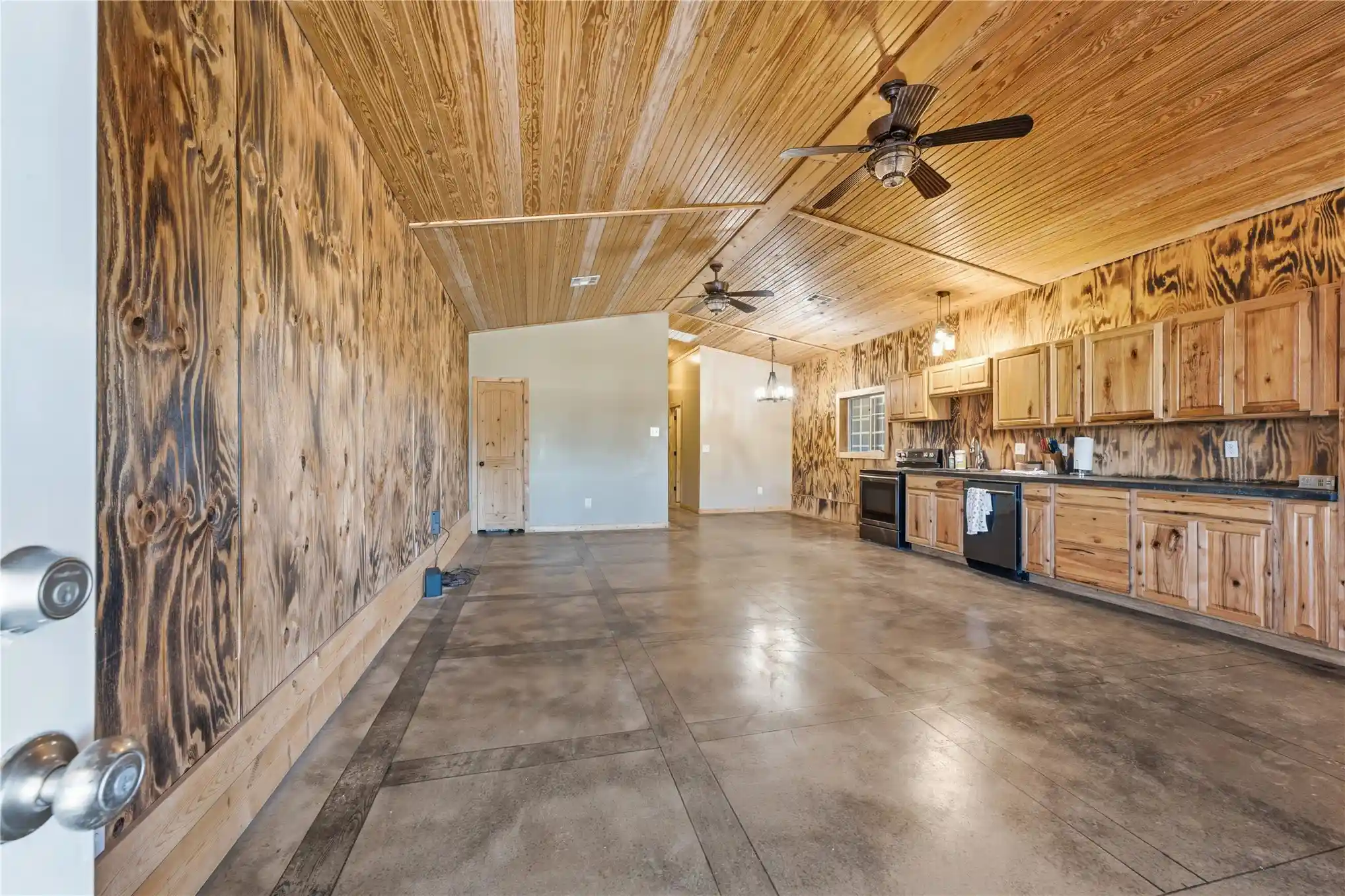 Photo 4 of Sale Pending at 2096 E 168th Street N, Skiatook, OK 74070 | MLS# 2628078 | Listing updated on 2026-10-27