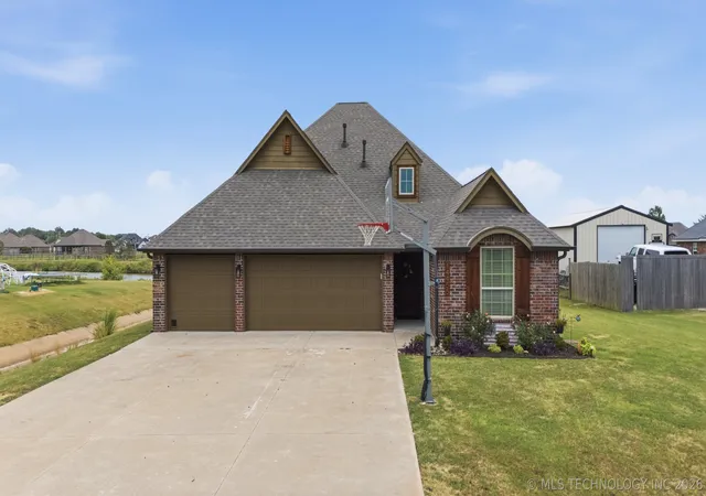 Photo 1 of Single family home for sale at 14455 N 66th Avenue E, Collinsville, OK 74021 | MLS# 2628115 | Listing updated on 2026-09-02