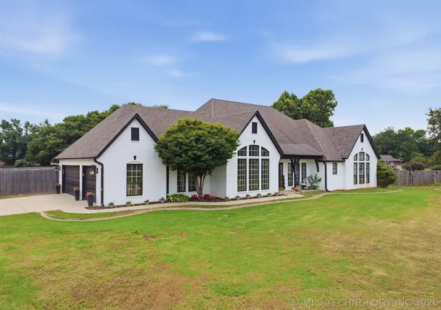 Photo 2 of Single family home for sale at 14660 W 18th Street S, Sand Springs, OK 74063 | MLS# 2628006 | Listing updated on 2026-09-14