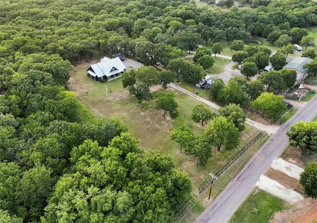 Photo 2 of Single family home for sale at 8587 Texoma Hills, Kingston, OK 73439 | MLS# 2627963 | Listing updated on 2026-08-31