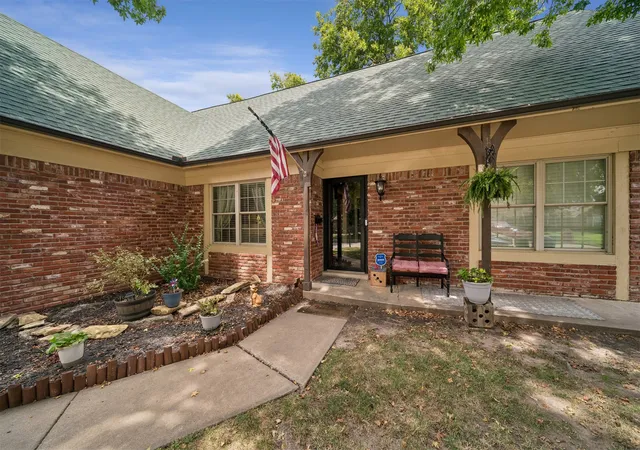 Photo 3 of Single family home for sale at 10731 E 29th Place, Tulsa, OK 74129 | MLS# 2627188 | Listing updated on 2026-09-03