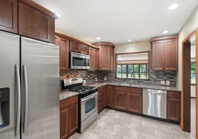 Photo 4 of Sale Pending at 1614 E 41st Street, Tulsa, OK 74105 | MLS# 2628148 | Listing updated on 2026-09-11