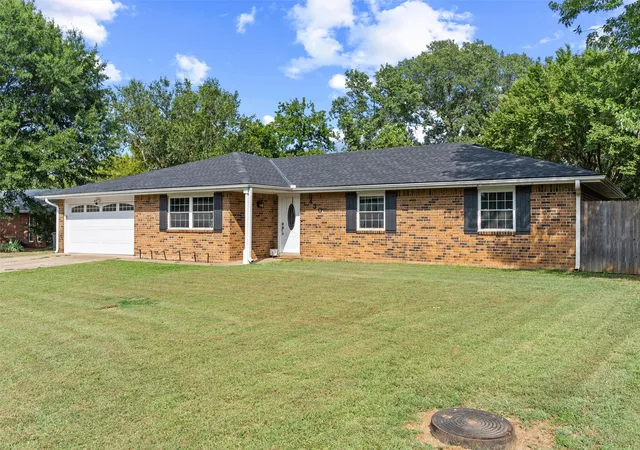 Single family home for sale at 430 Steadway Ave, Dewey, OK 74029 | MLS# 2628080