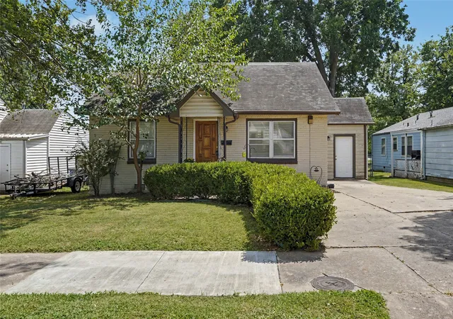 Photo 1 of Single family home for sale at 3408 E 4th Place, Tulsa, OK 74112 | MLS# 2628191 | Listing updated on 2026-09-08