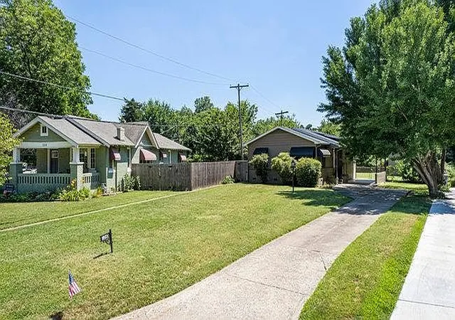 Photo 3 of Single family home for sale at 1260 S Indianapolis Ave, Tulsa, OK 74112 | MLS# 2624626 | Listing updated on 2026-09-04