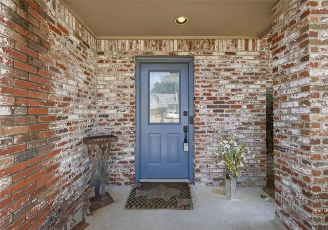 Photo 3 of Single family home for sale at 9221 S Fulton Ave, Tulsa, OK 74137 | MLS# 2628271 | Listing updated on 2026-09-14