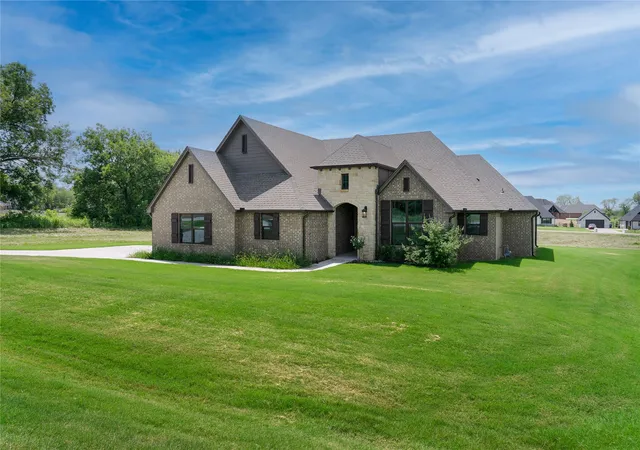 Photo 1 of Single family home for sale at 5214 E Norwood St, Claremore, OK 74019 | MLS# 2627606 | Listing updated on 2026-08-31